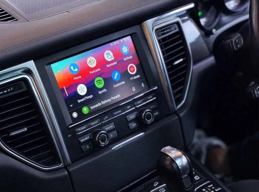 Apple Carplay & Android Auto Retrofit - Porsche