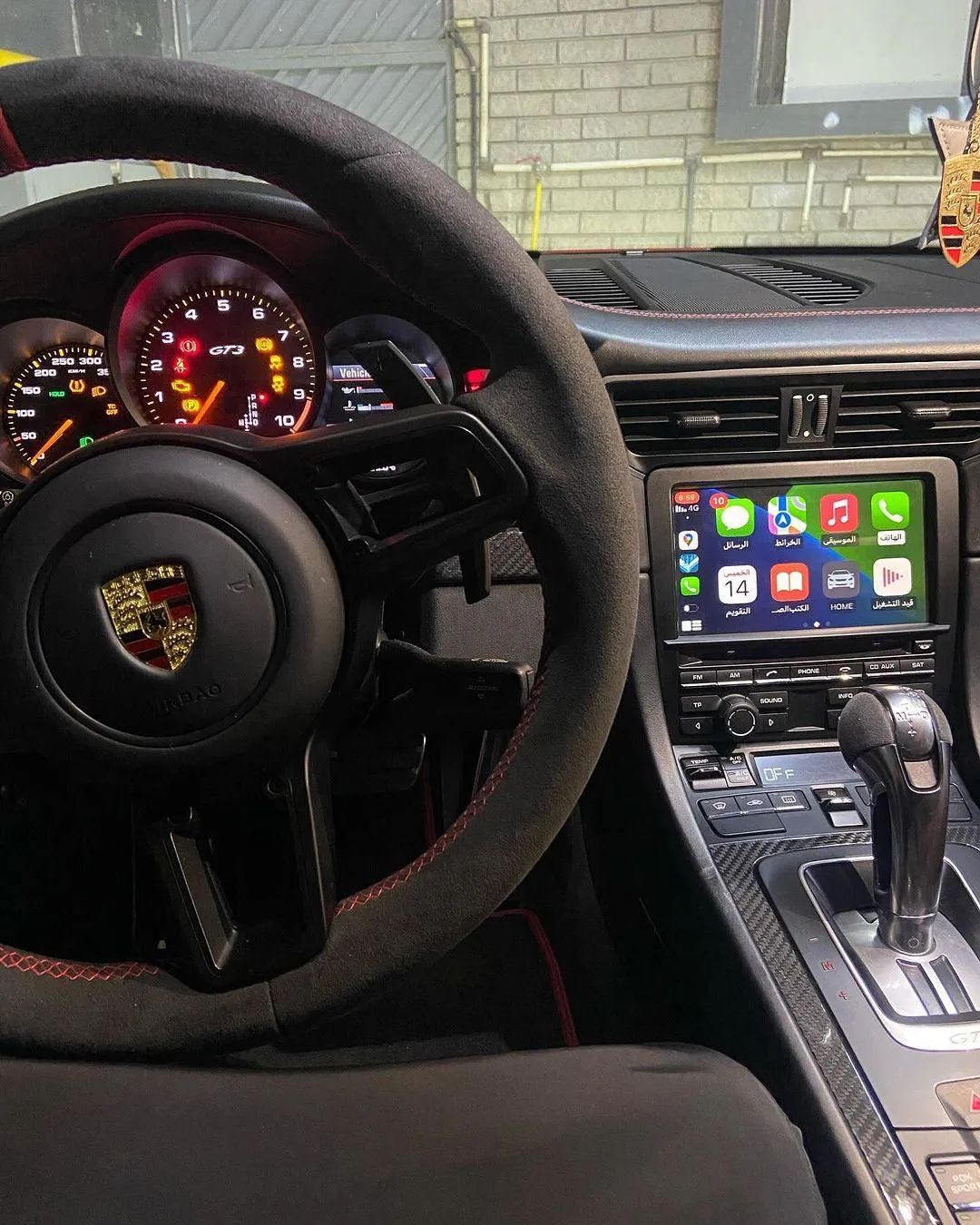 Apple Carplay & Android Auto Retrofit - Porsche