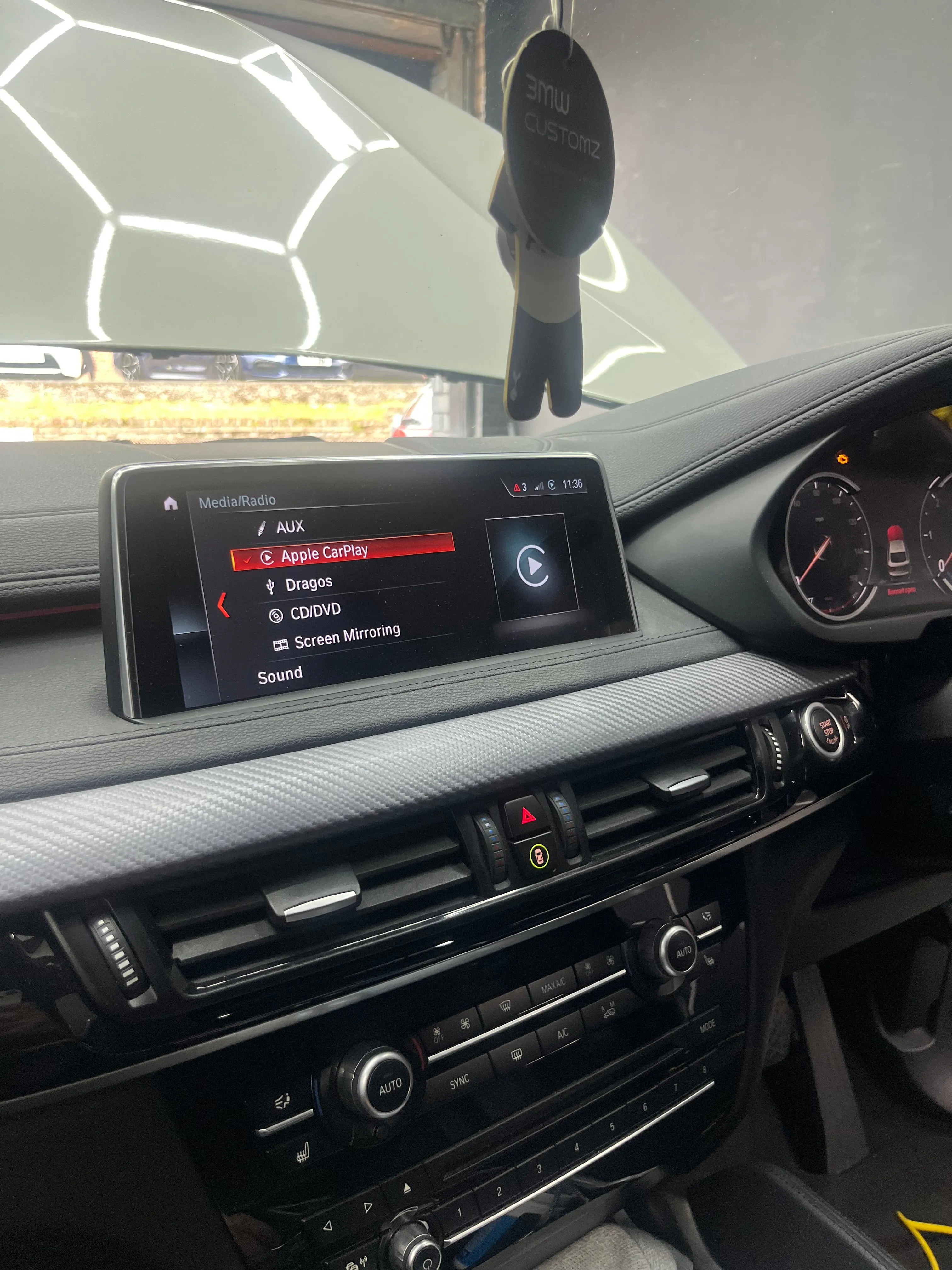 Apple CarPlay   Screen Mirroring   VIM Lifetime Activation