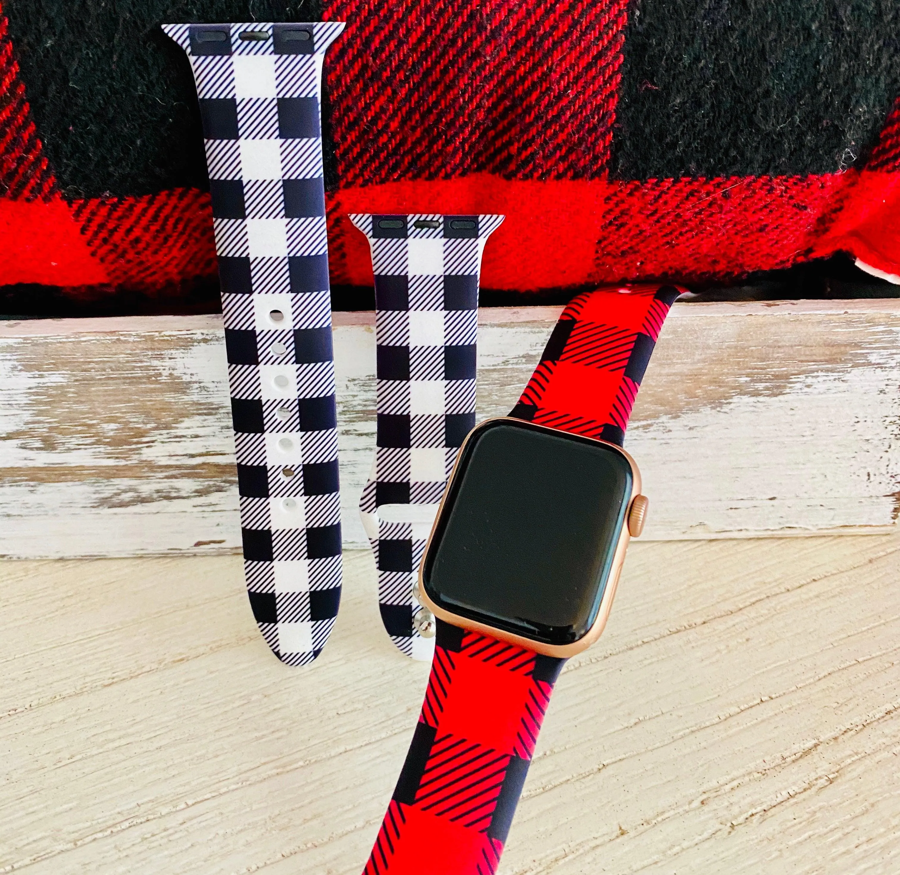 Bull Plaid Print Silicone Band For Apple Watch Two Colors Available