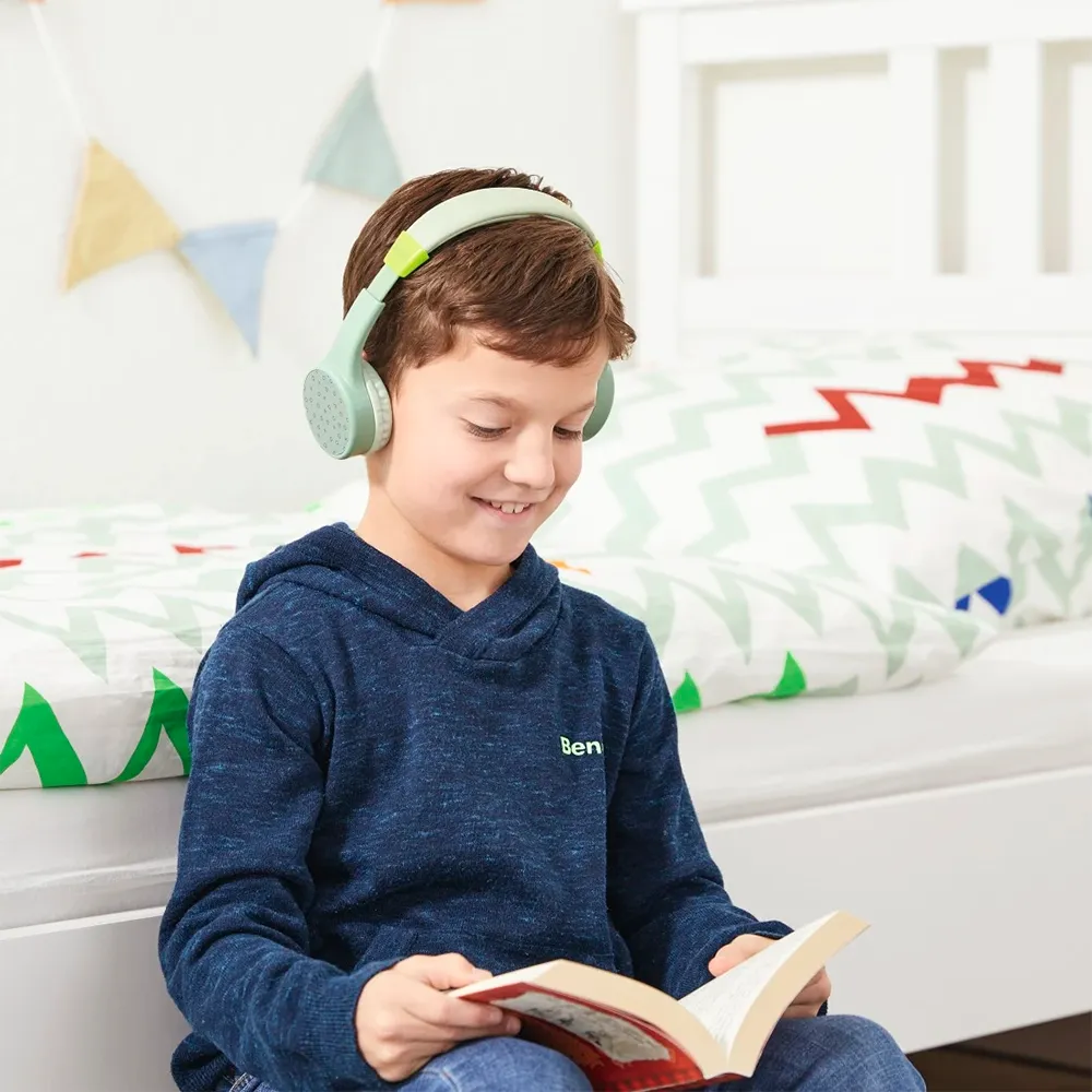 Hama Teens Guard Over-Ear Children's Bluetooth Wireless Headphone - Green & Mint | 480361