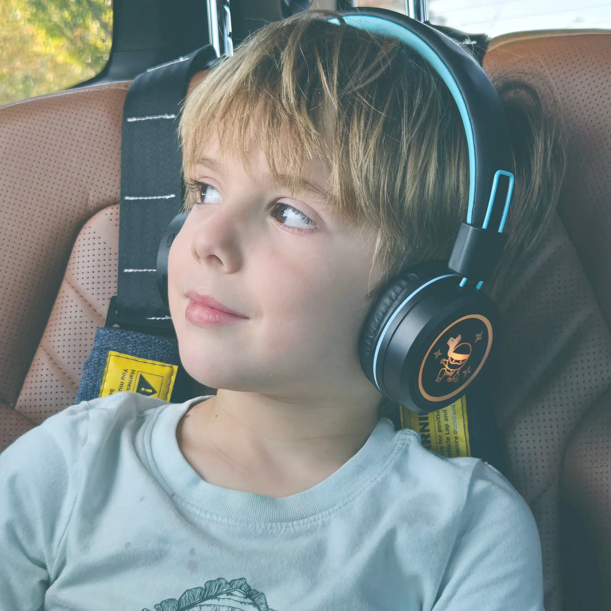 KidJamz KJ55BT Bluetooth Wireless Headphones for Kids with LED Lights [Bluetooth]