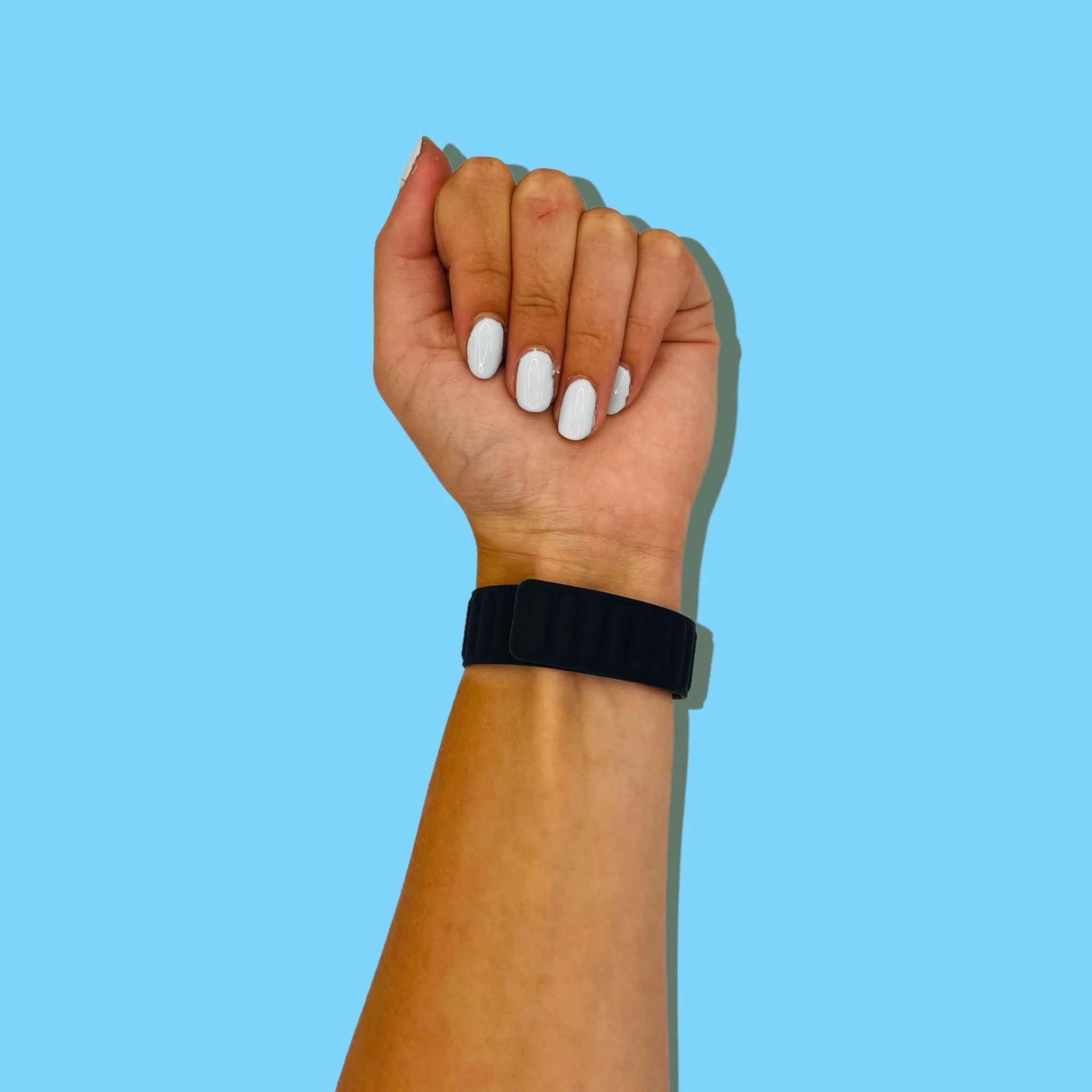 Magnetic Silicone Watch Straps Compatible with the Fitbit Charge 6