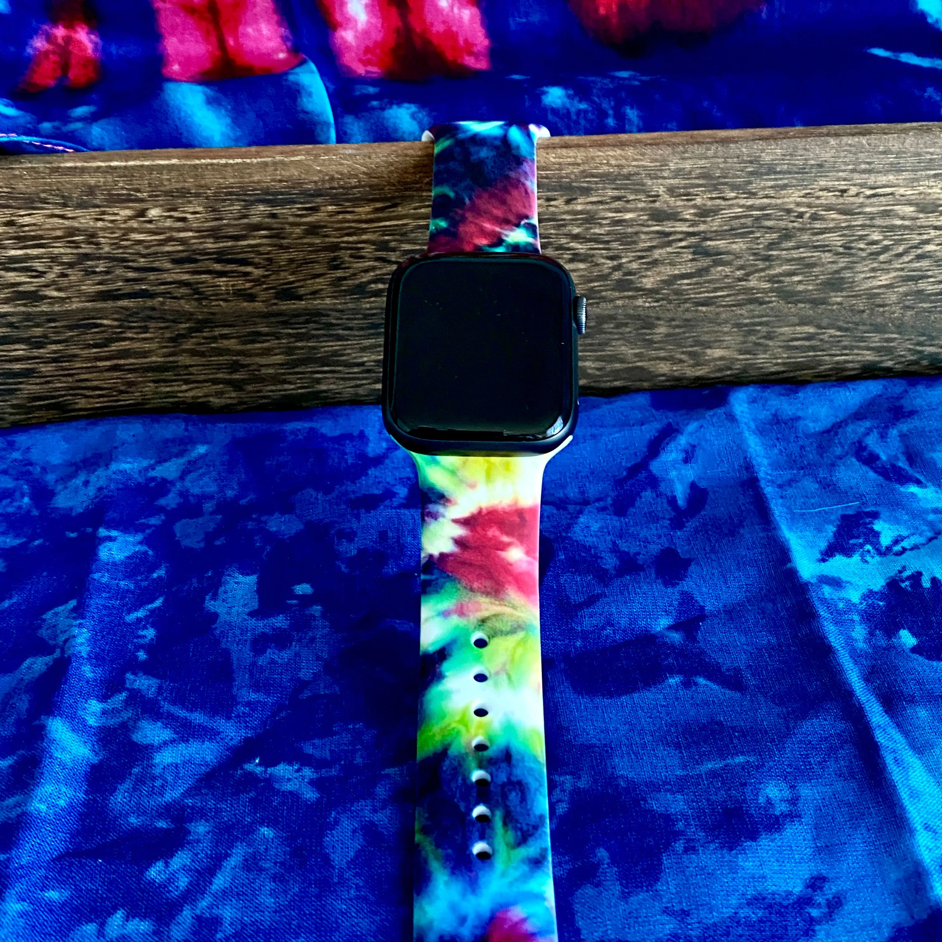 Twisted Tie Dye Print Silicone Band For Apple Watch